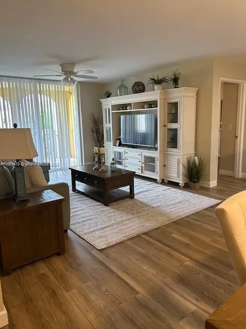 19701 E Country Club Dr # 5606, Aventura FL 33180