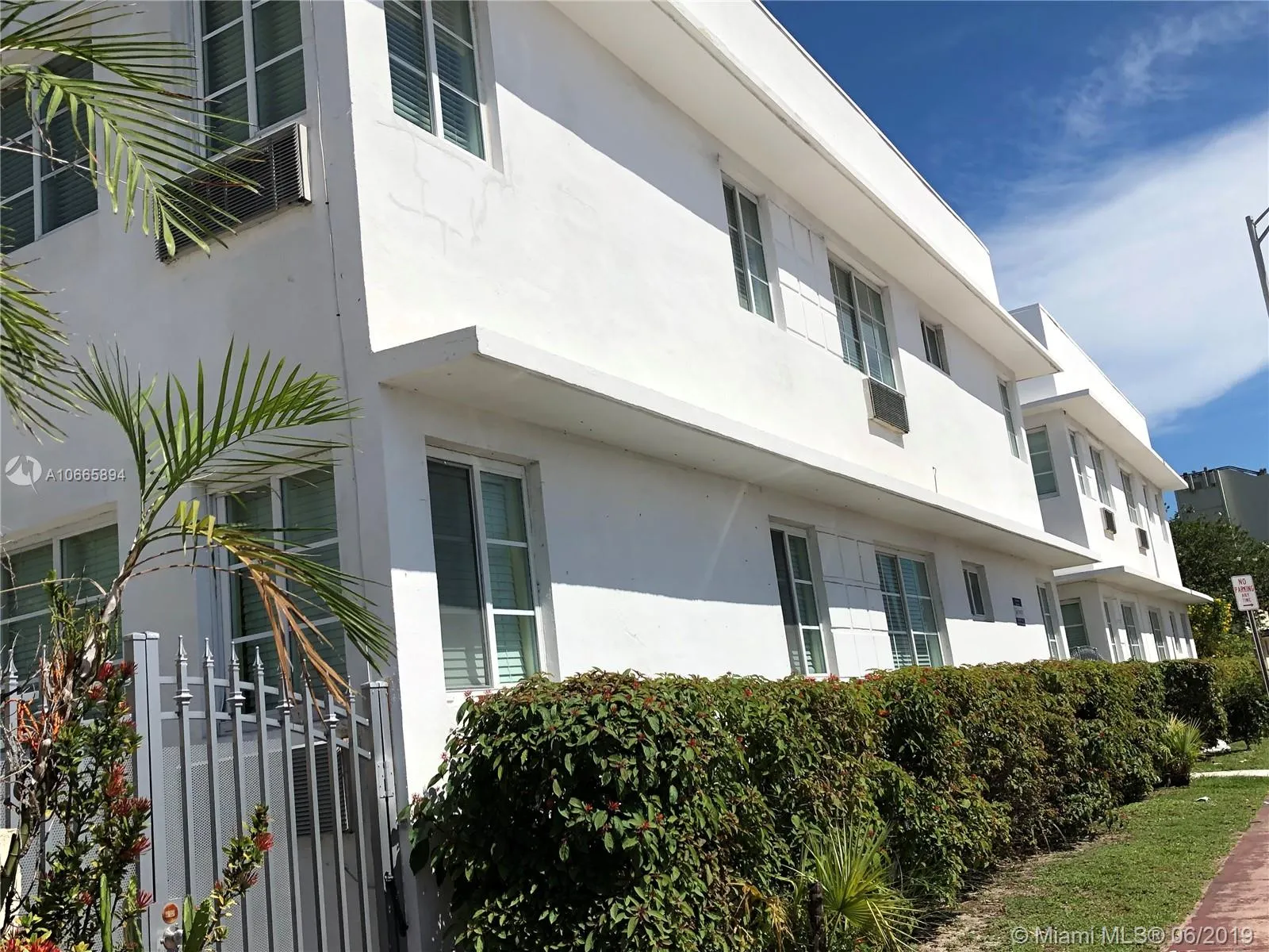 8415 Harding Ave # 14, Miami Beach FL 33141