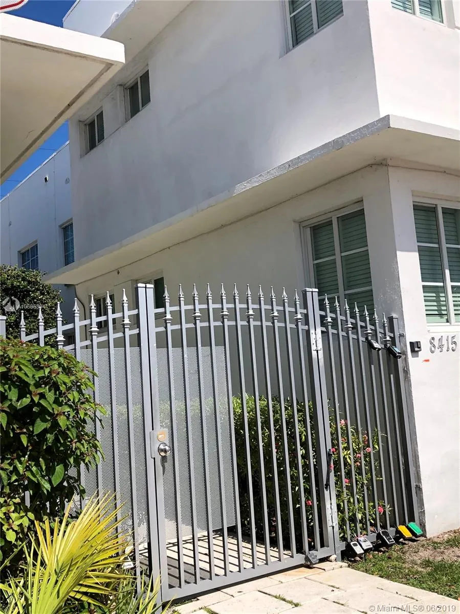 8415 Harding Ave # 14, Miami Beach FL 33141
