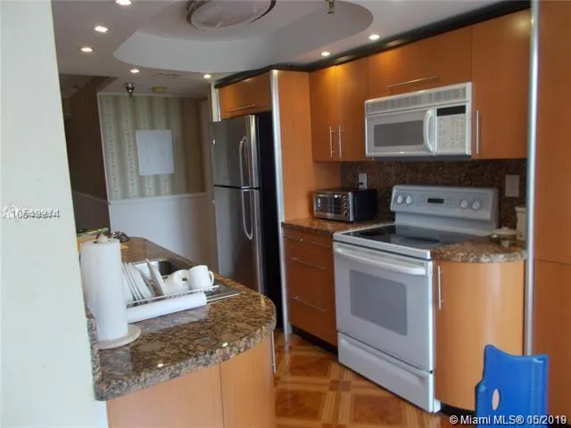 290 174th St # 417, Sunny Isles Beach FL 33160
