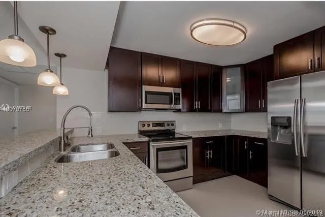 20335 W Country Club Dr # 809, Aventura FL 33180