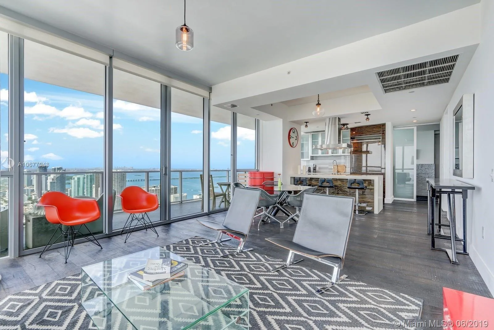1100 Biscayne Blvd # 5707, Miami FL 33132