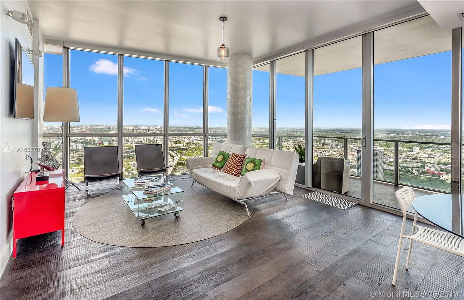 1100 Biscayne Blvd # 5707, Miami FL 33132
