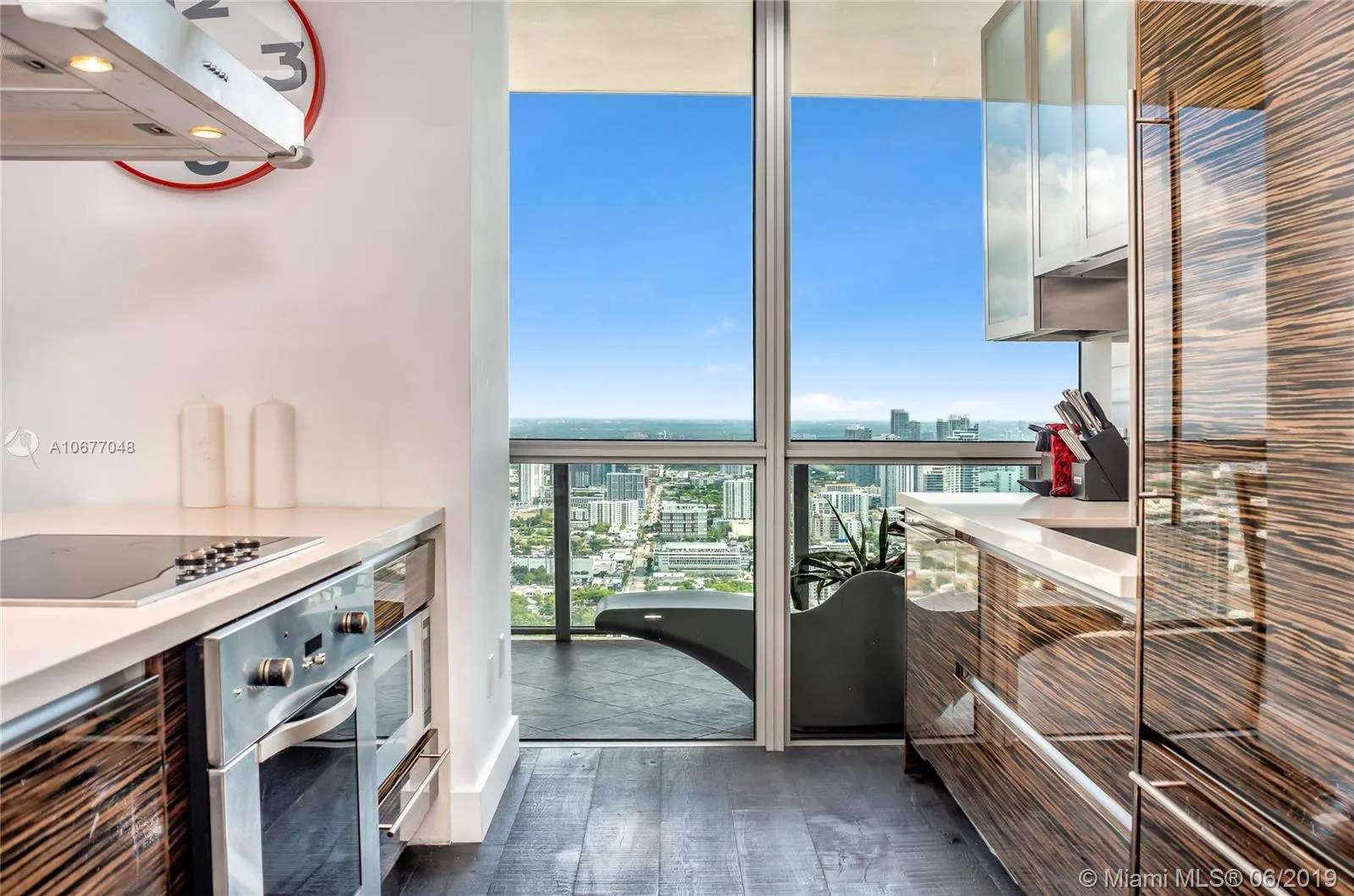 1100 Biscayne Blvd # 5707, Miami FL 33132