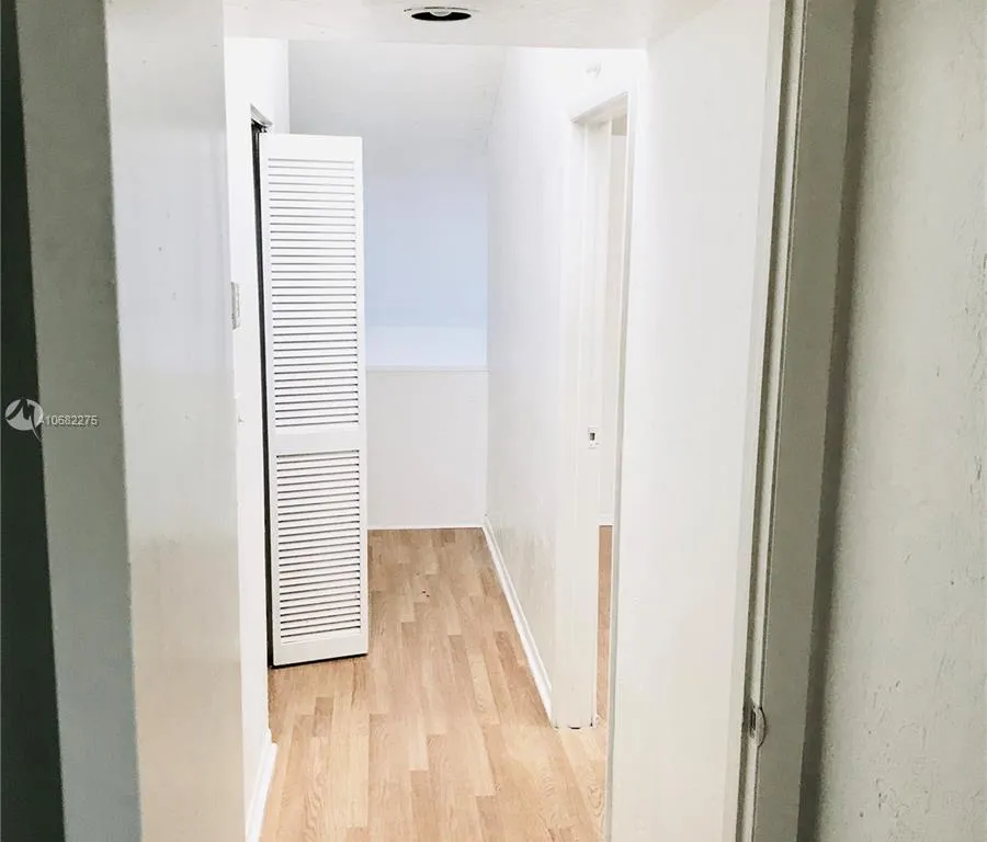 653 N University Dr # 24, Plantation FL 33324
