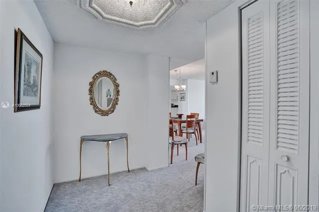 2655 Collins Ave # 1911, Miami Beach FL 33140