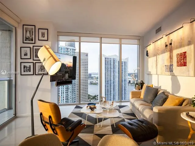 465 Brickell Ave # 3202, Miami FL 33131