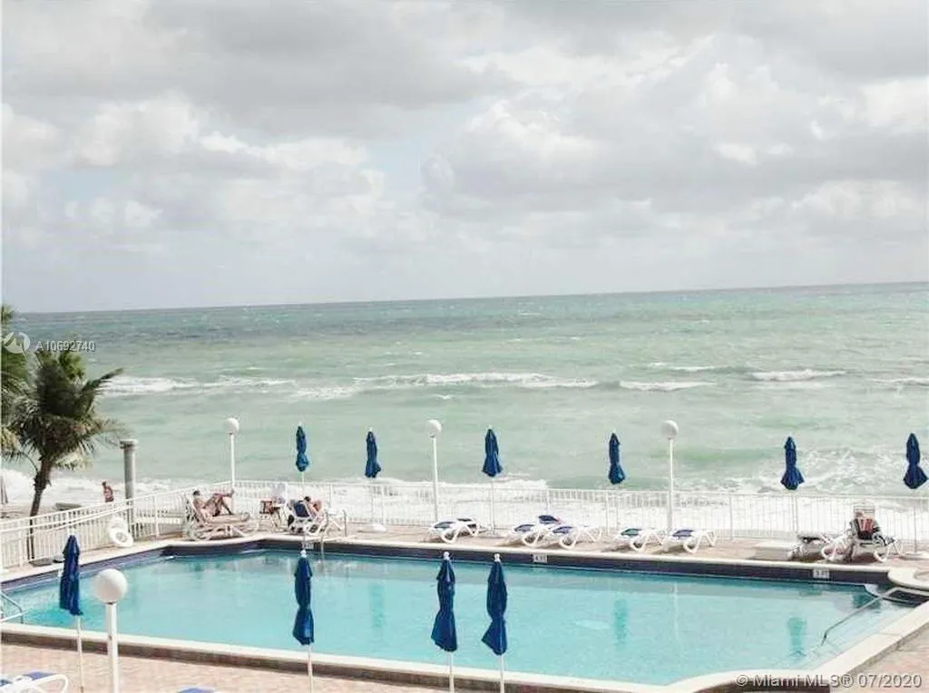 2751 S Ocean Dr # 1507N, Hollywood FL 33019