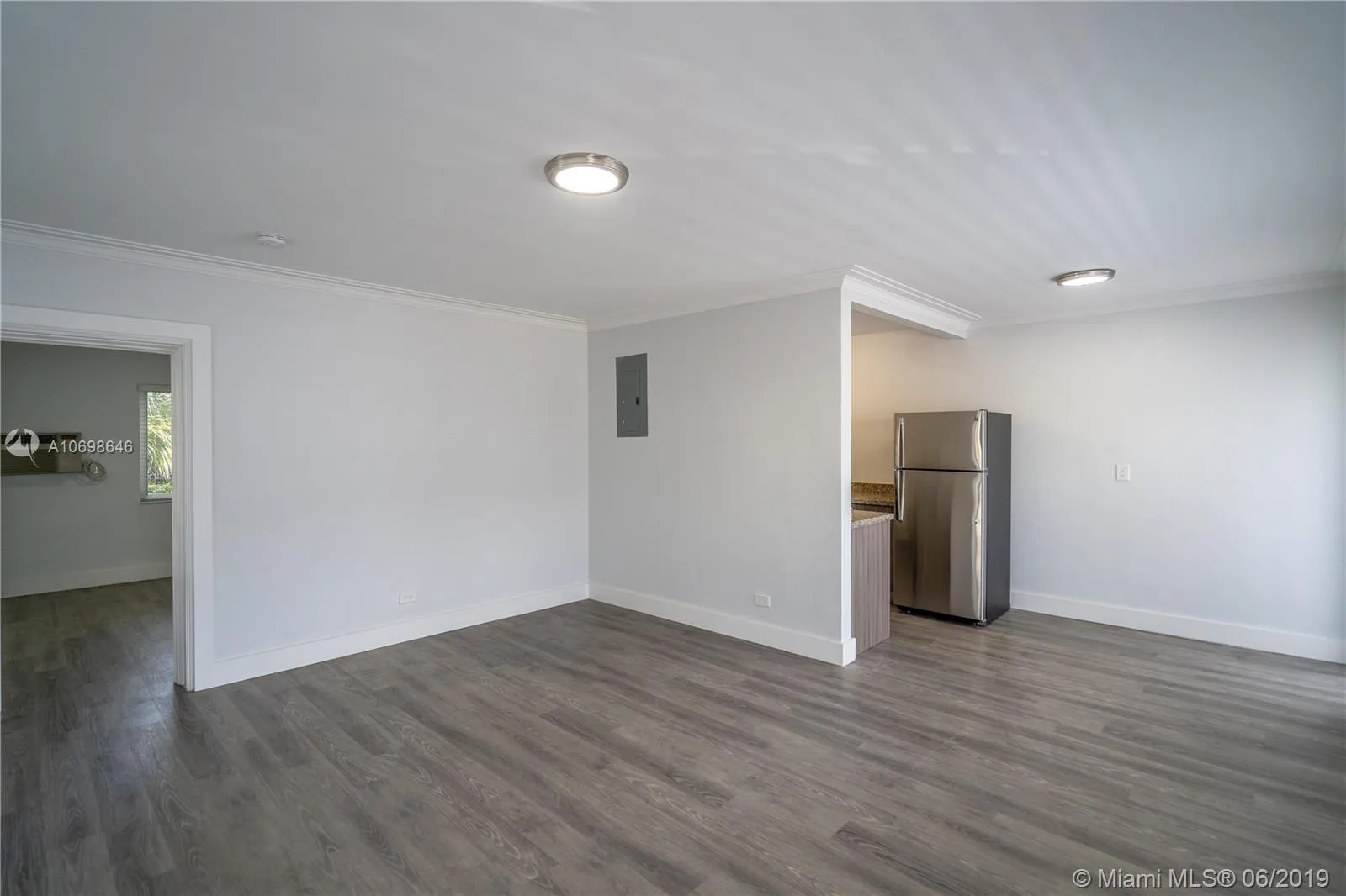 345 85th St, Miami Beach FL 33141
