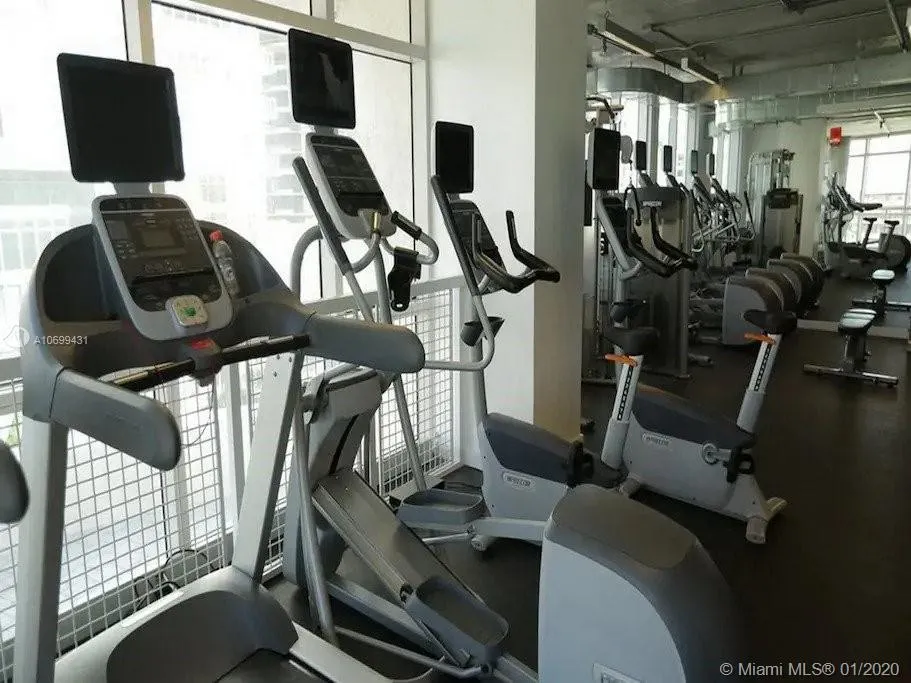 3250 NE 1st Ave # 818, Miami FL 33137