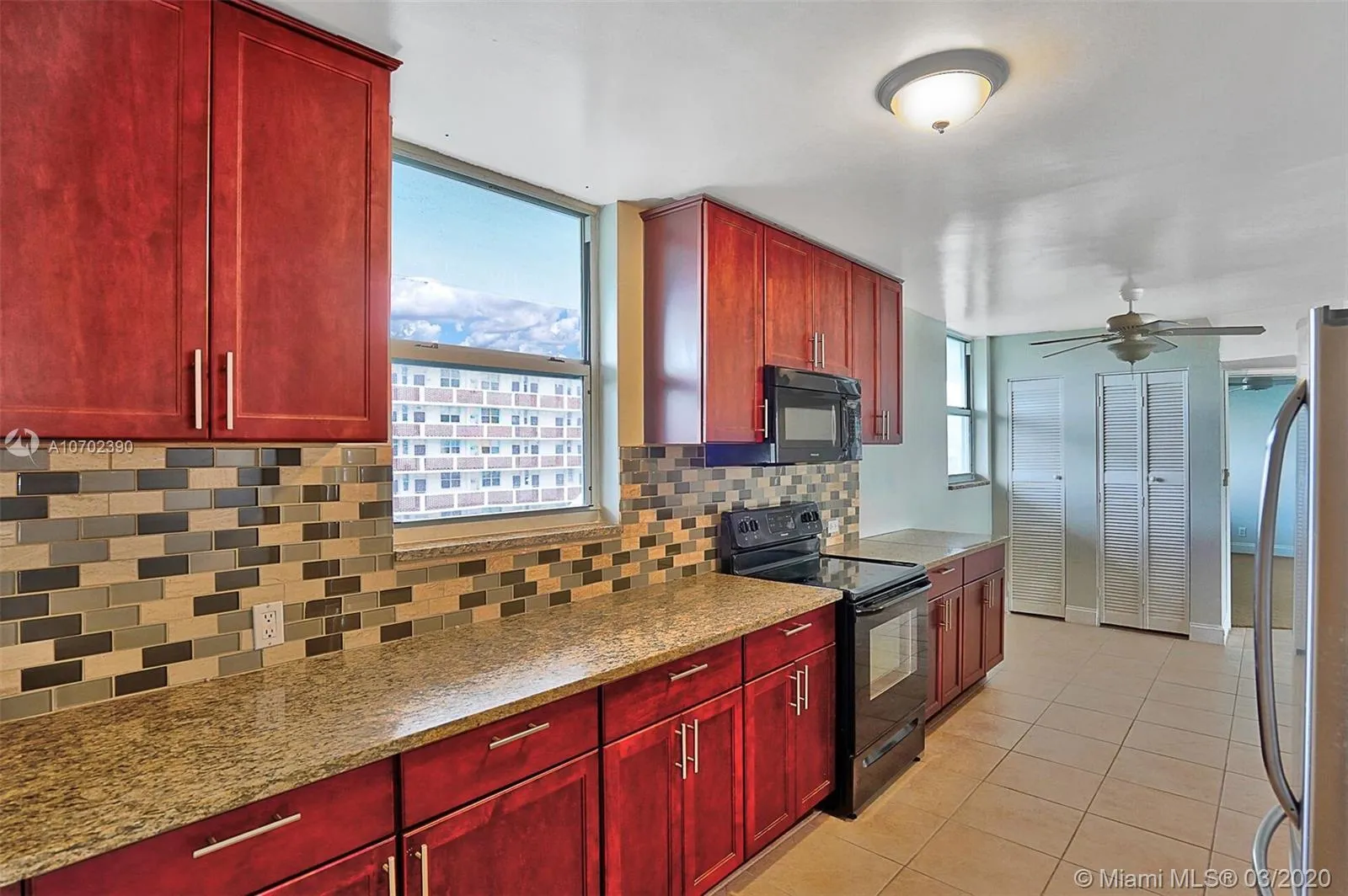 3703 NE 166th St # 602, North Miami Beach FL 33160