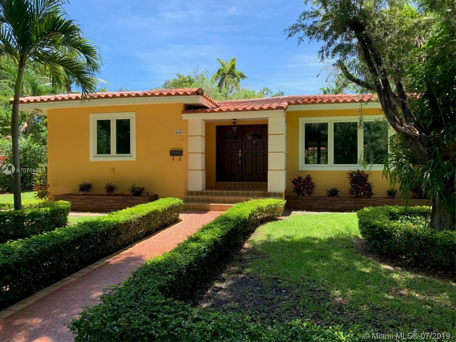 3 bedroom 2 bath for rent at 600 San Antonio Ave # 0, Coral Gables FL 33146