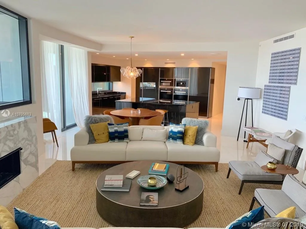 18555 Collins Ave # 1503, Sunny Isles Beach FL 33160