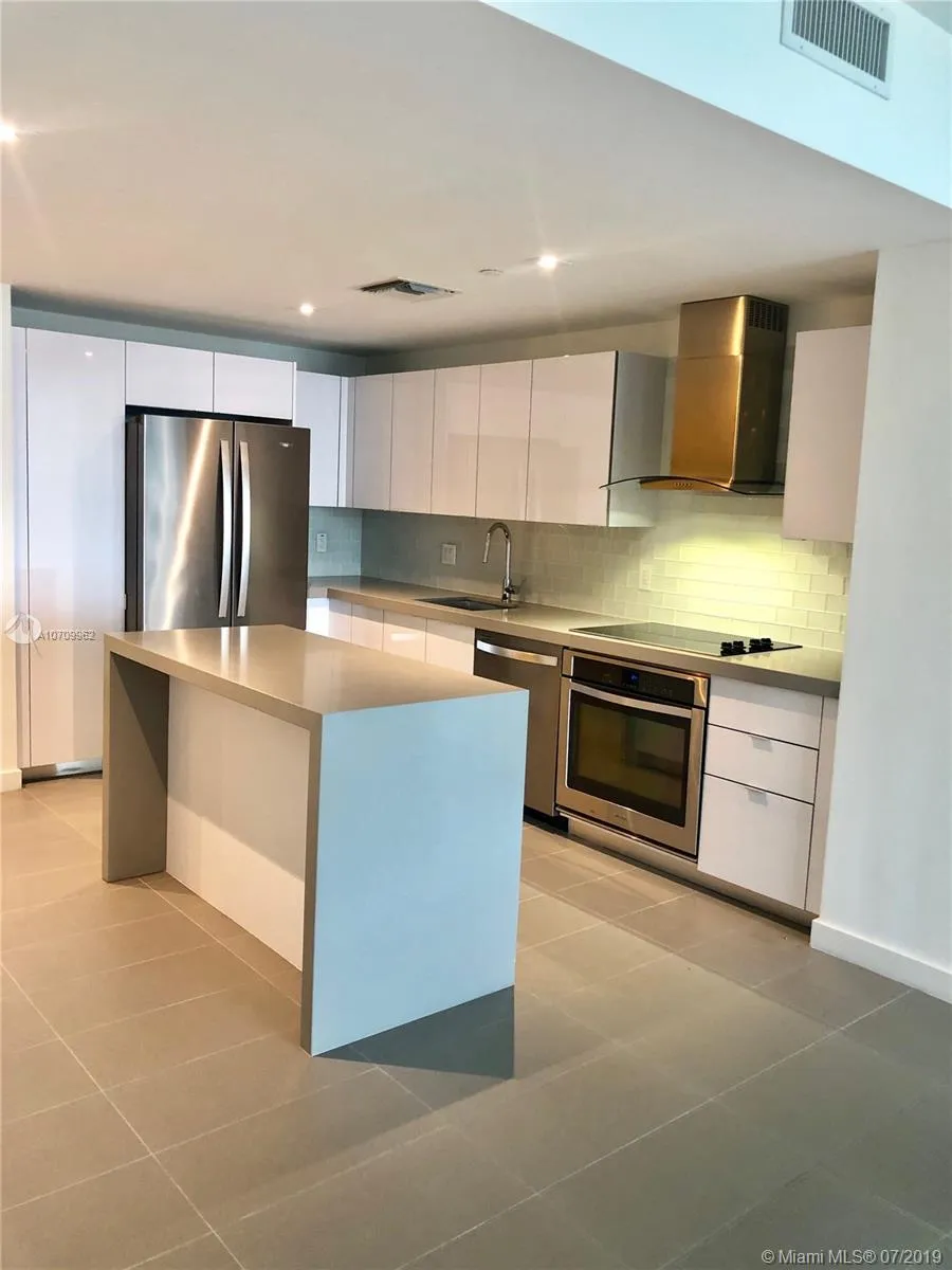 1600 NE 1st Ave # 1715, Miami FL 33132