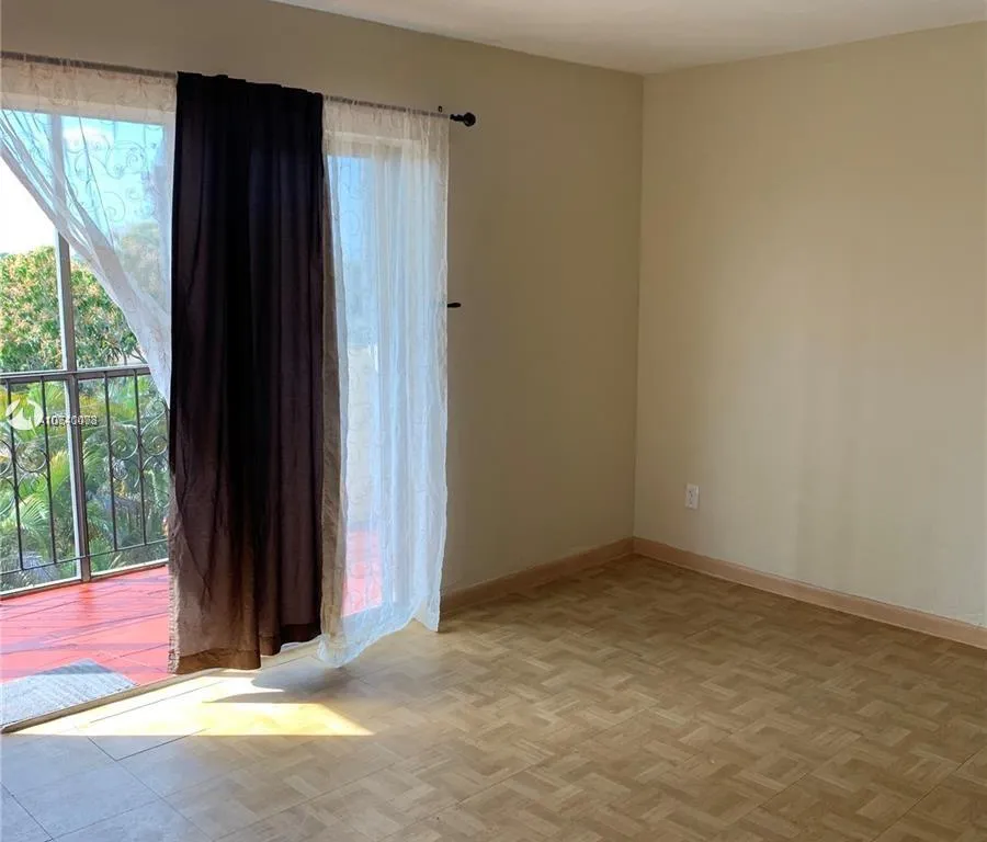 1230 NE 139th St # 405, North Miami FL 33161