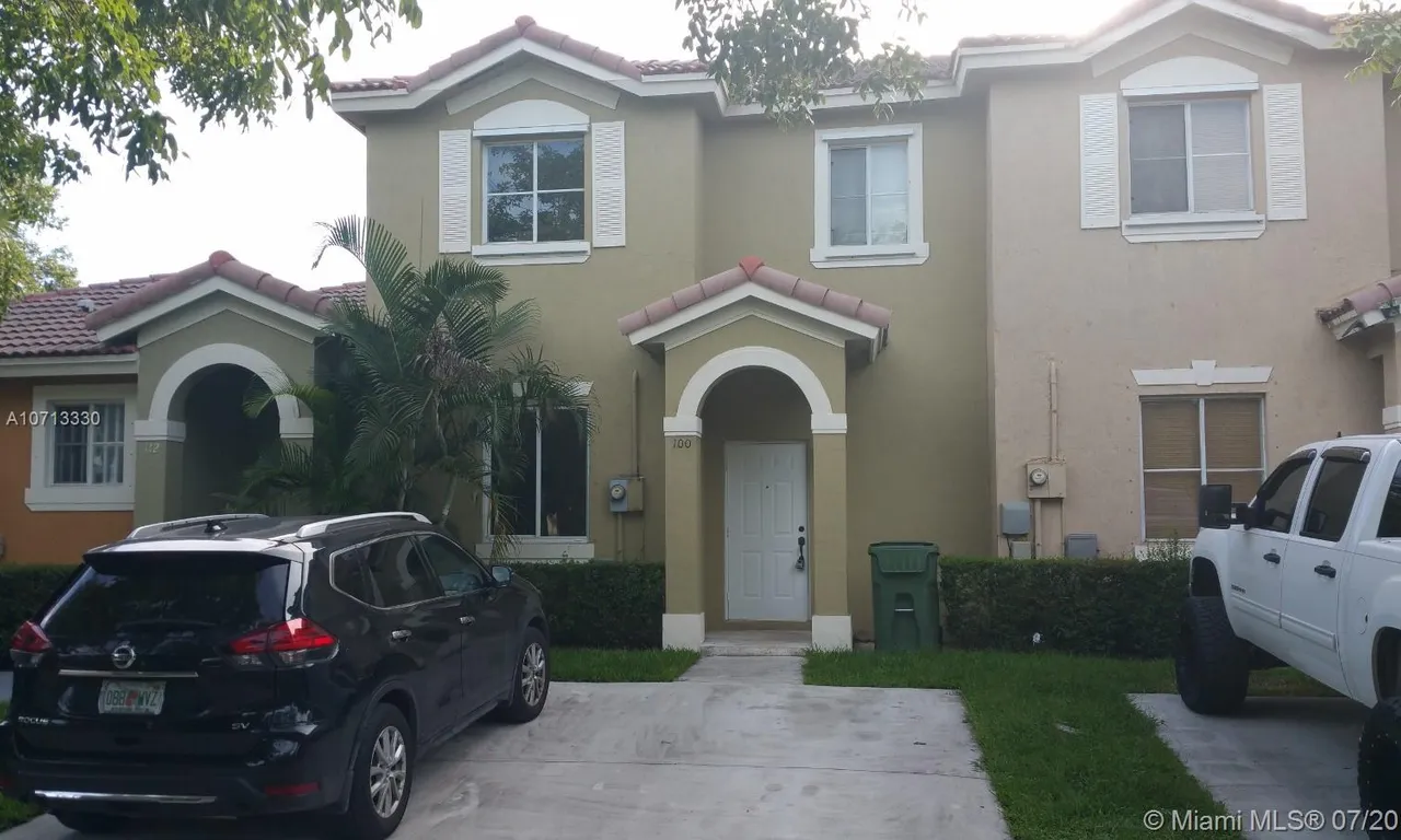 4 bedroom 3 bath for sale at 100 SW 15th Ave, Homestead FL 33030