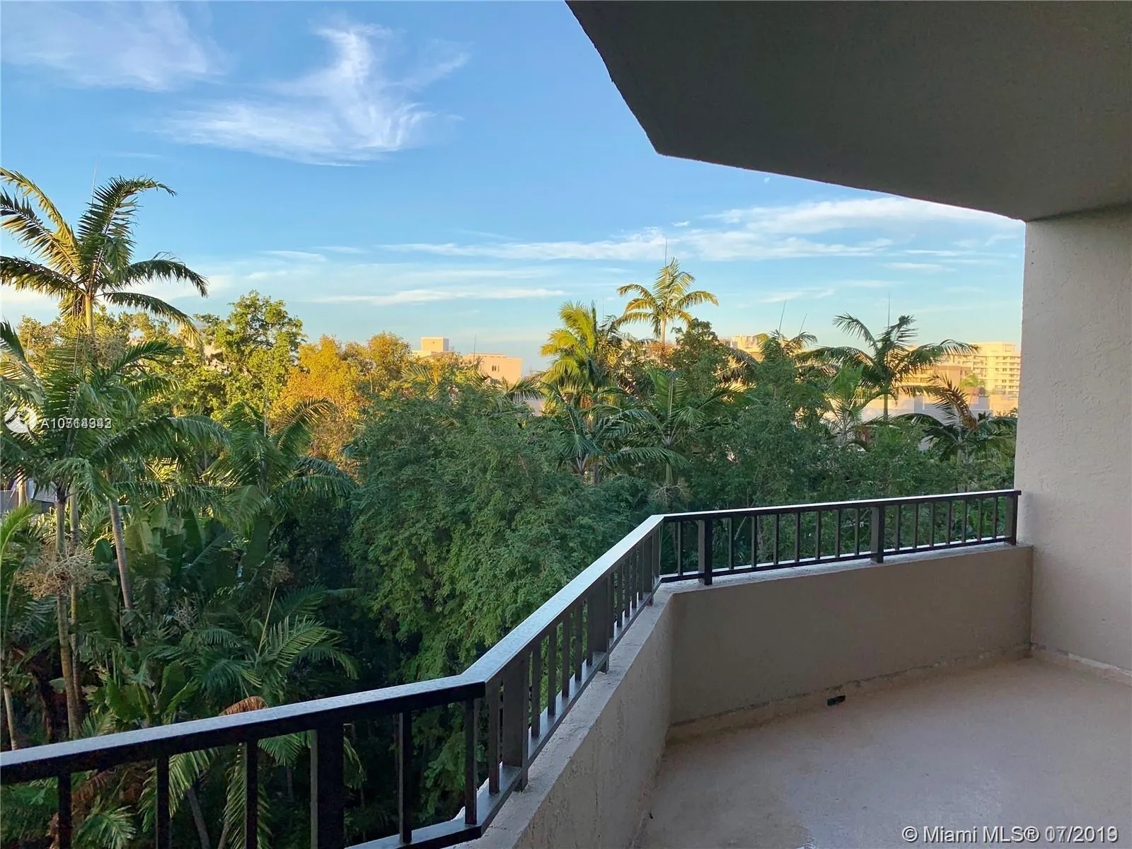 2 bedroom 2 bath for sale at 151 Crandon Blvd # 534, Key Biscayne FL 33149