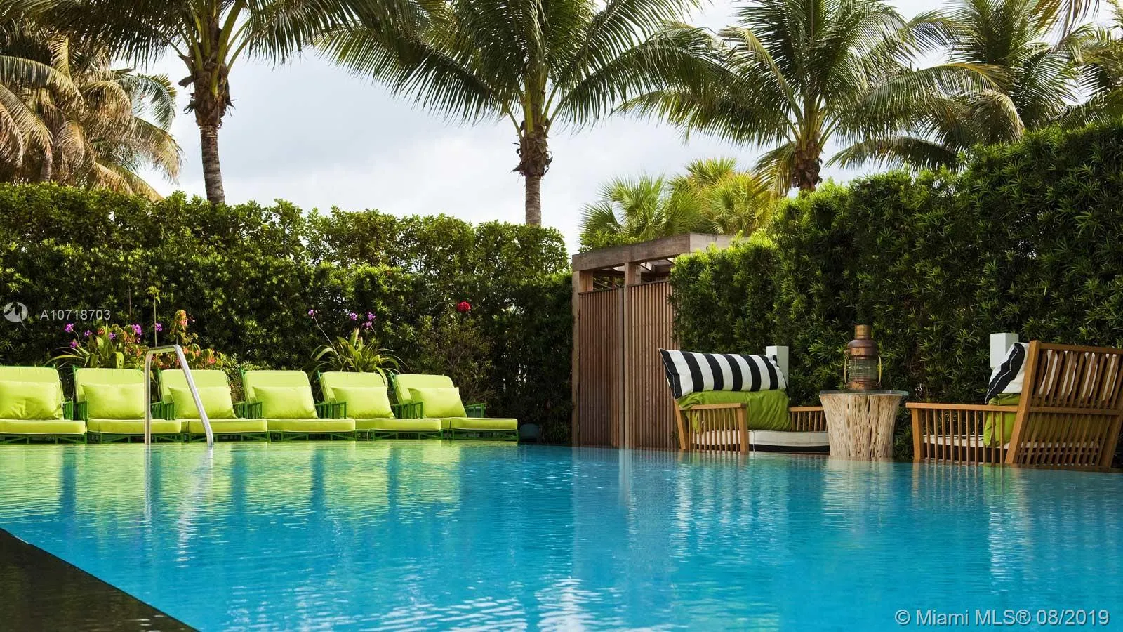 1 bath for sale at 2201 Collins Ave # 1226, Miami Beach FL 33139