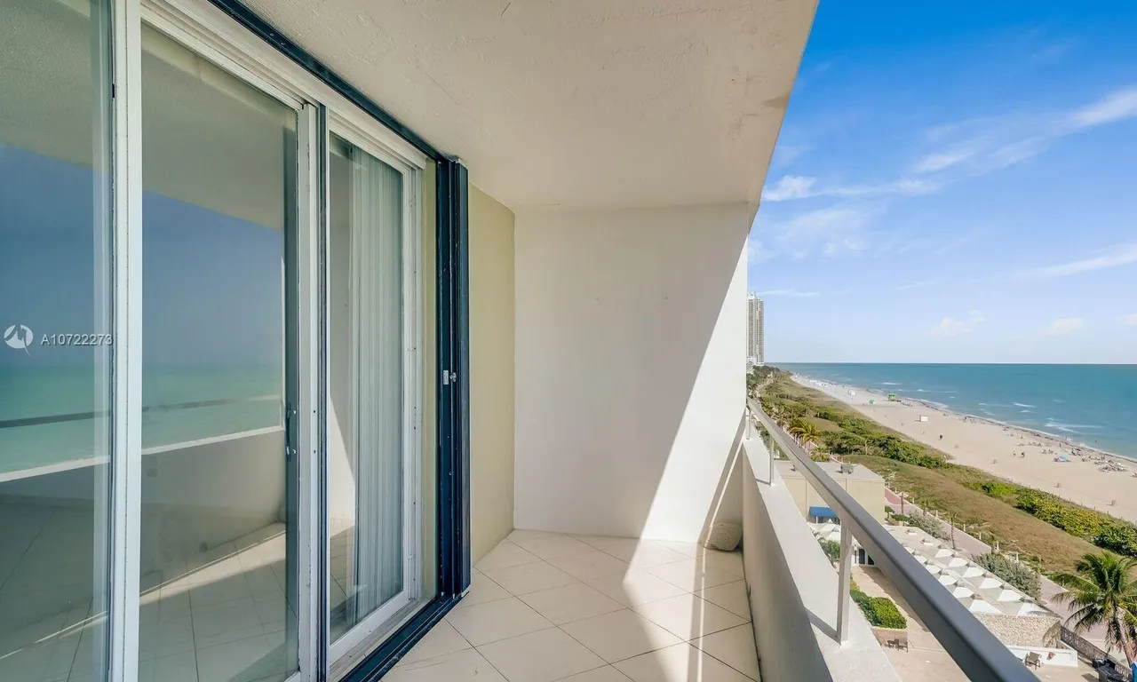 5555 Collins Ave # 10M, Miami Beach FL 33140