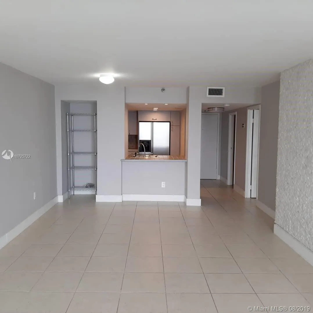 555 NE 15th St # 31J, Miami FL 33132