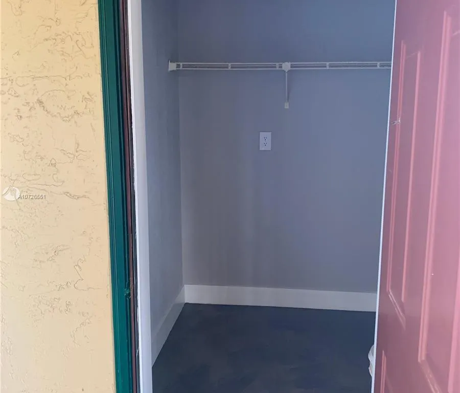 833 Riverside Dr # 830, Coral Springs FL 33071