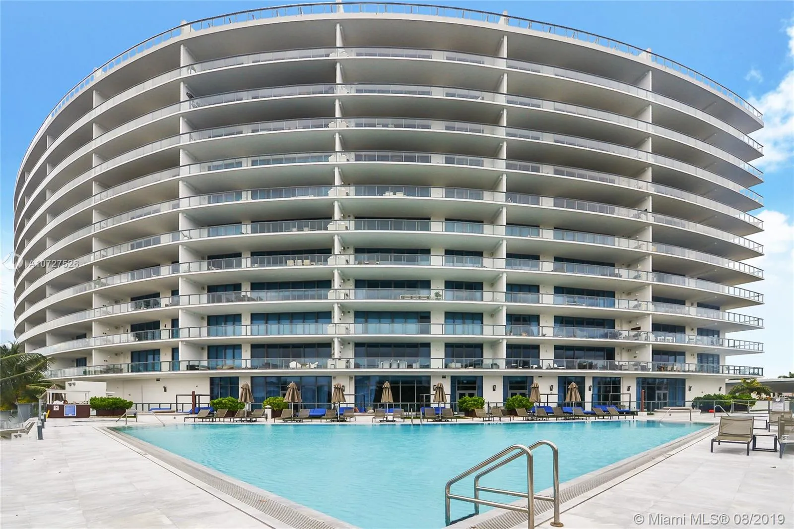 3 bedroom 4 bath for sale at 3300 NE 188th St # 812, Aventura FL 33180