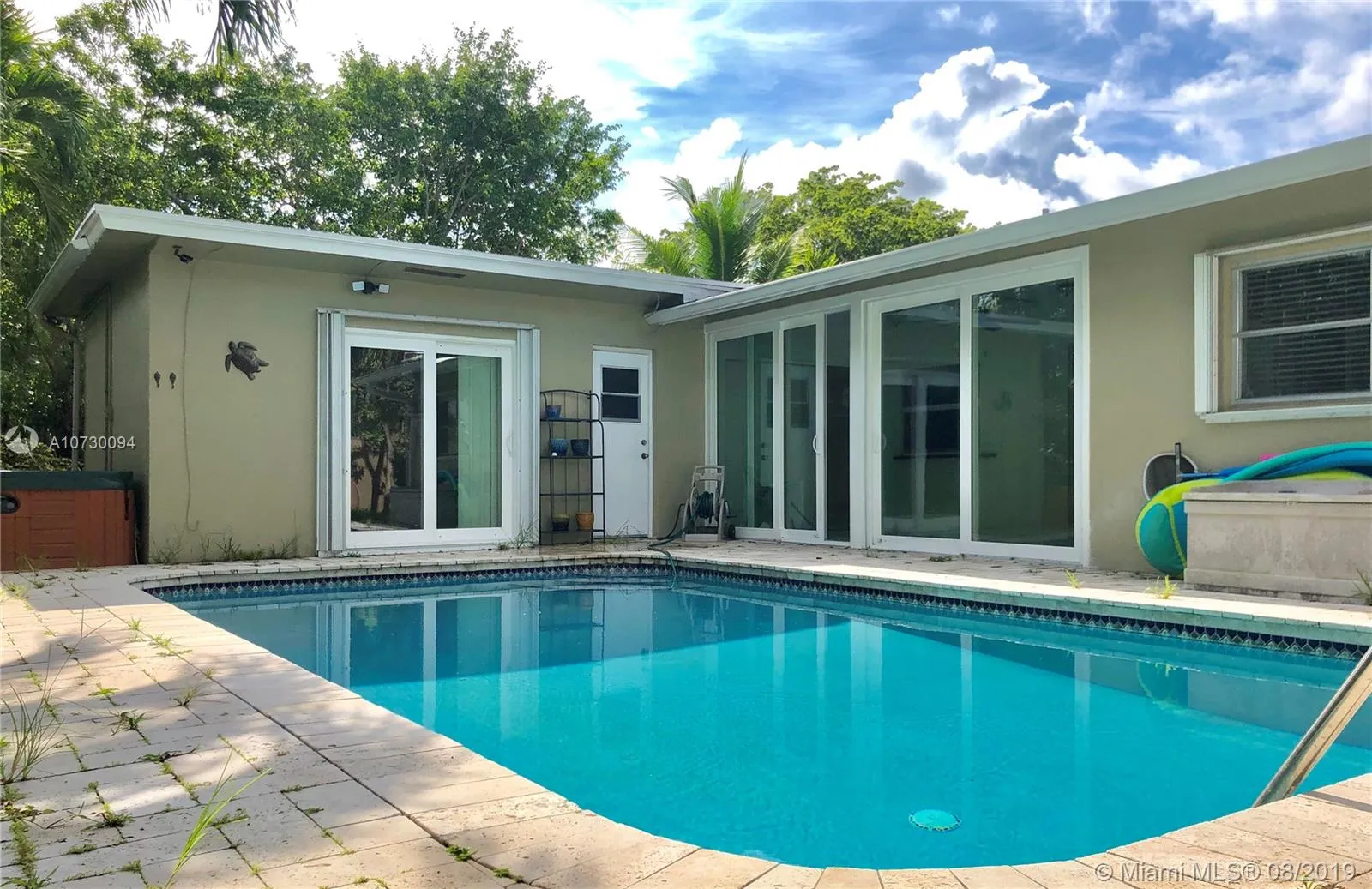 2031 NW 32nd St, Oakland Park FL 33309