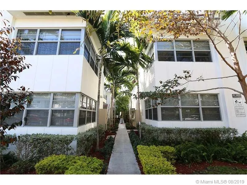 1 bedroom 1 bath for sale at 1560 Pennsylvania Ave # 227, Miami Beach FL 33139