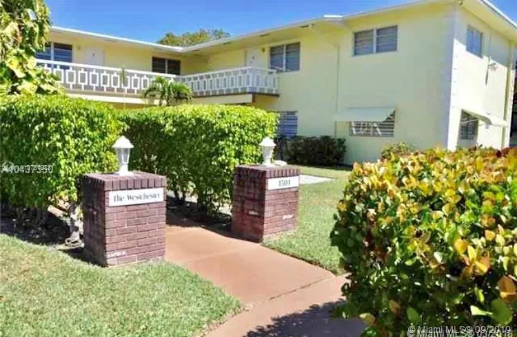 for sale at 1501 Arthur St, Hollywood FL 33020