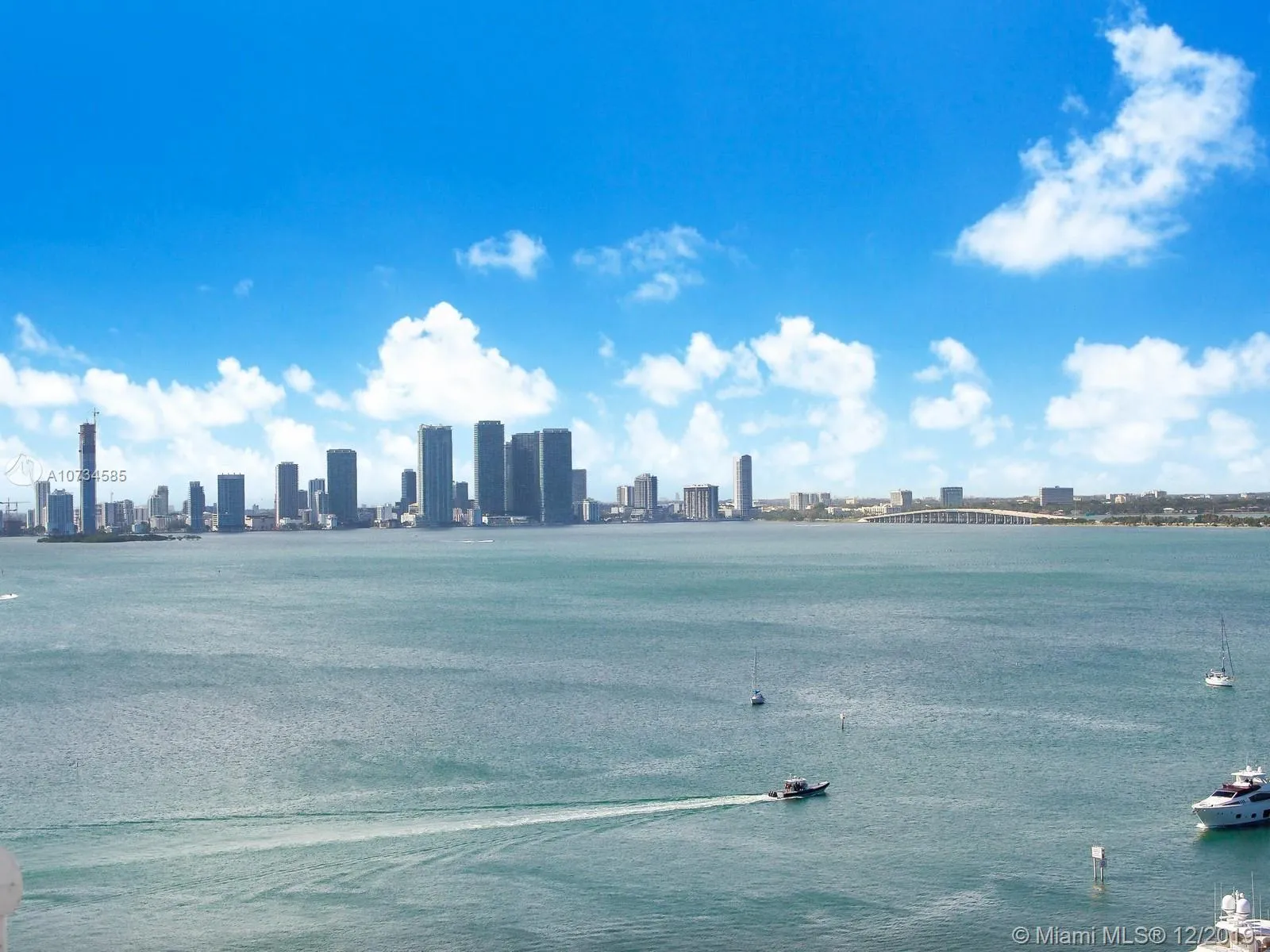 2 bedroom 2 bath Residential Lease for rent at 1800 Sunset Harbour Dr # 1815, Miami Beach FL 33139