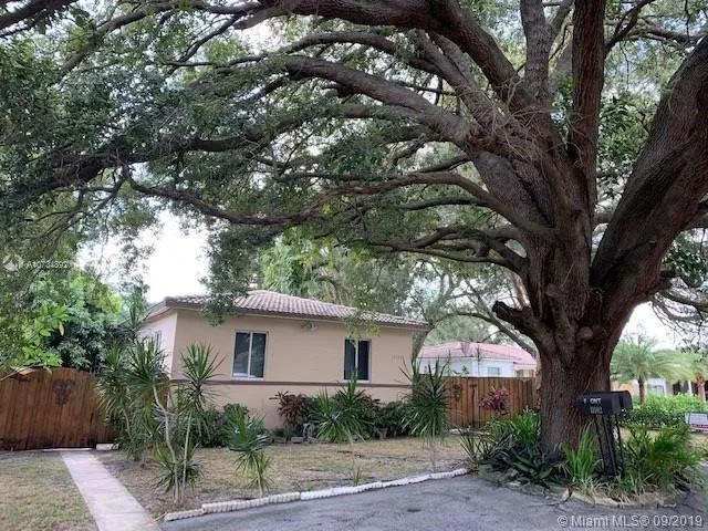 6 bedroom 3 bath for sale at 11102 NE 9th Ct, Biscayne Park FL 33161