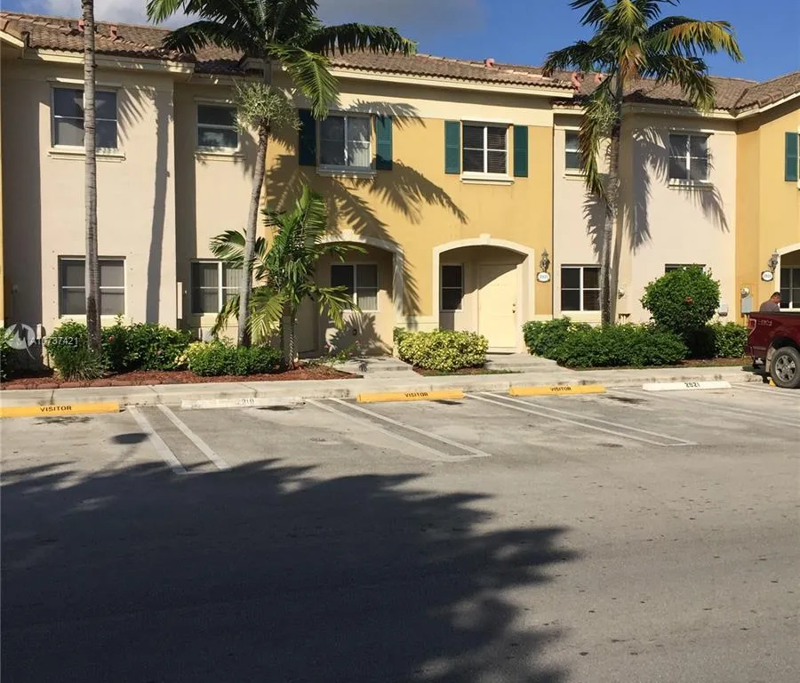 2 bedroom 2 bath for sale at 1607 SE 31st Ct, Homestead FL 33035