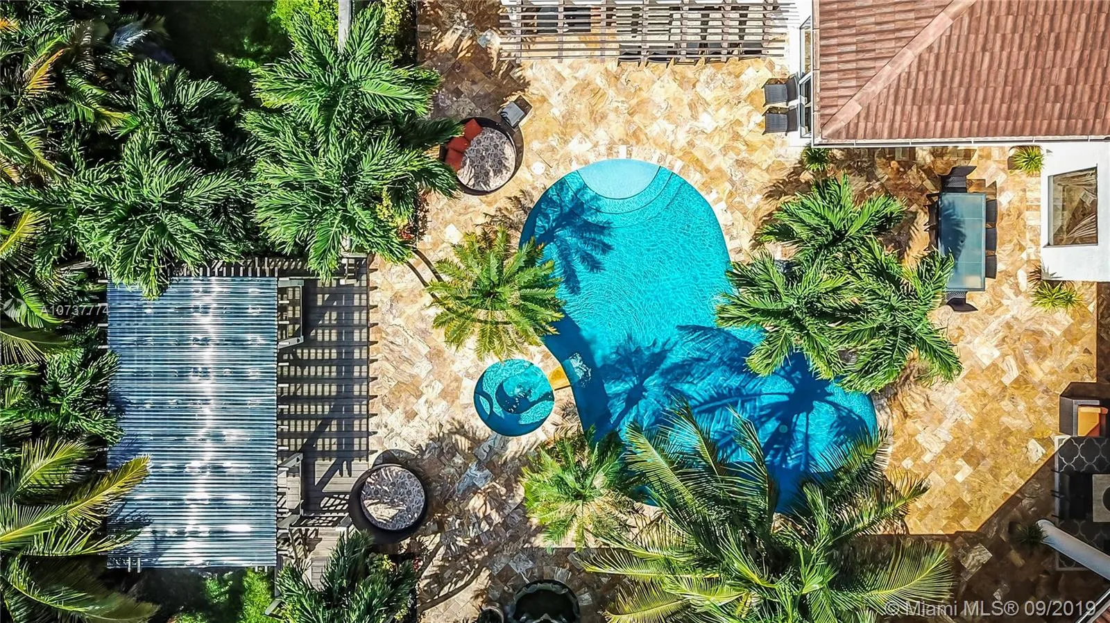 11400 NW 7th St, Plantation FL 33325