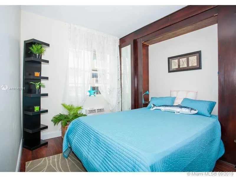 335 Ocean Dr # 228, Miami Beach FL 33139