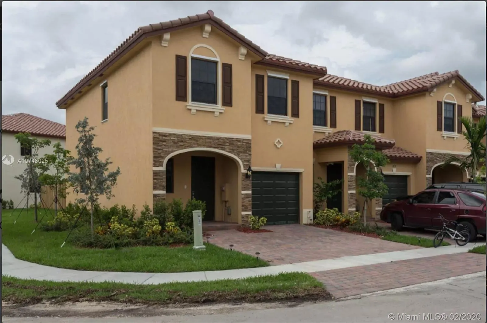 4 bedroom 2 bath for sale at 3751 SE 2nd St, Homestead FL 33033
