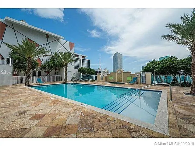 133 NE 2nd Ave # 1009, Miami FL 33132