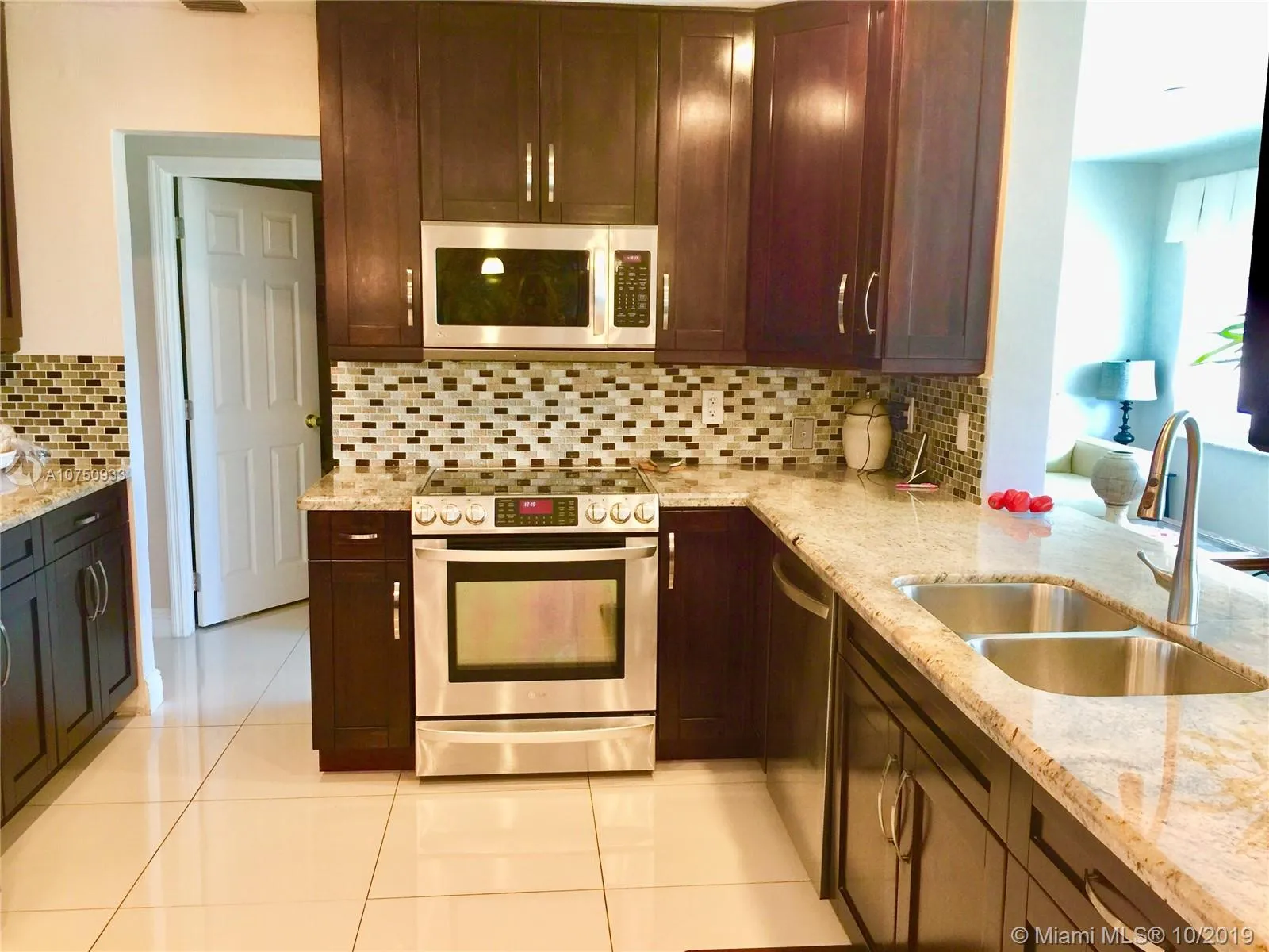 215 SE 3rd Ave # 501C, Hallandale Beach FL 33009