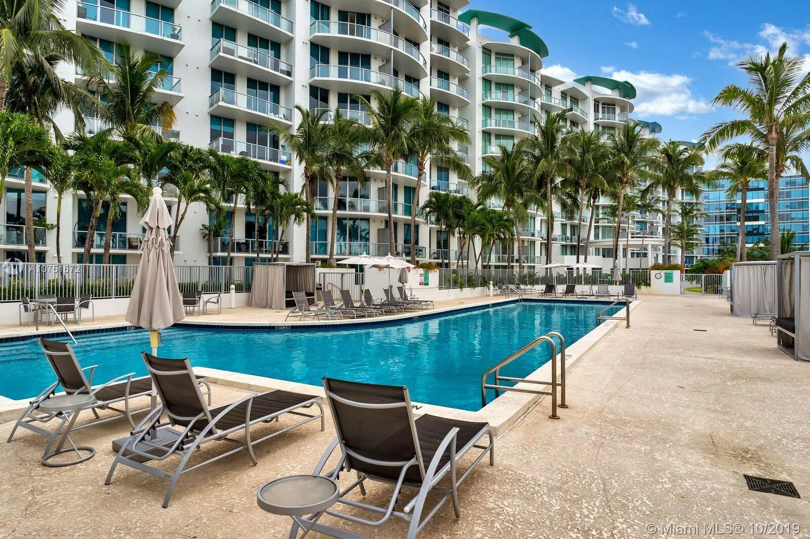 3 bedroom 3 bath for rent at 3029 NE 188th St # 925, Aventura FL 33180