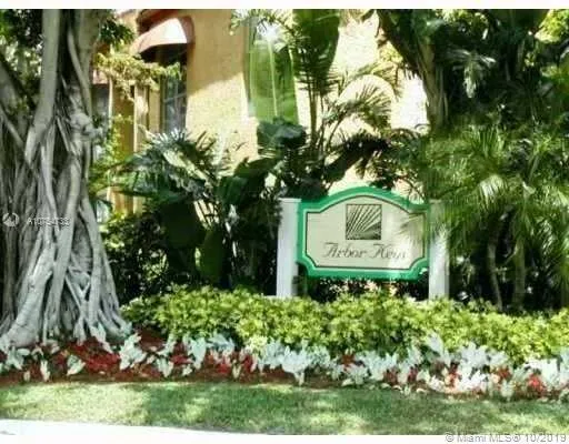 4469 Treehouse Ln # B, Tamarac FL 33319