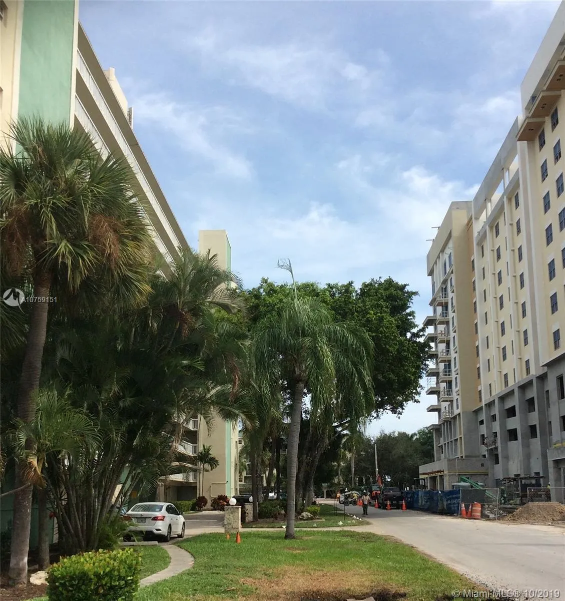 2555 NE 11th St # 102, Fort Lauderdale FL 33304