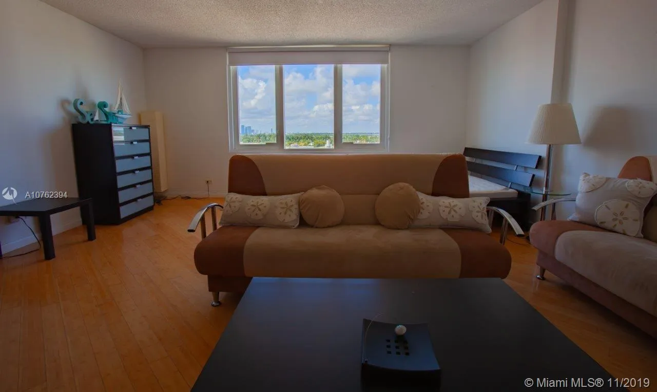 1 bath for rent at 2301 Collins Ave # 1036, Miami Beach FL 33139
