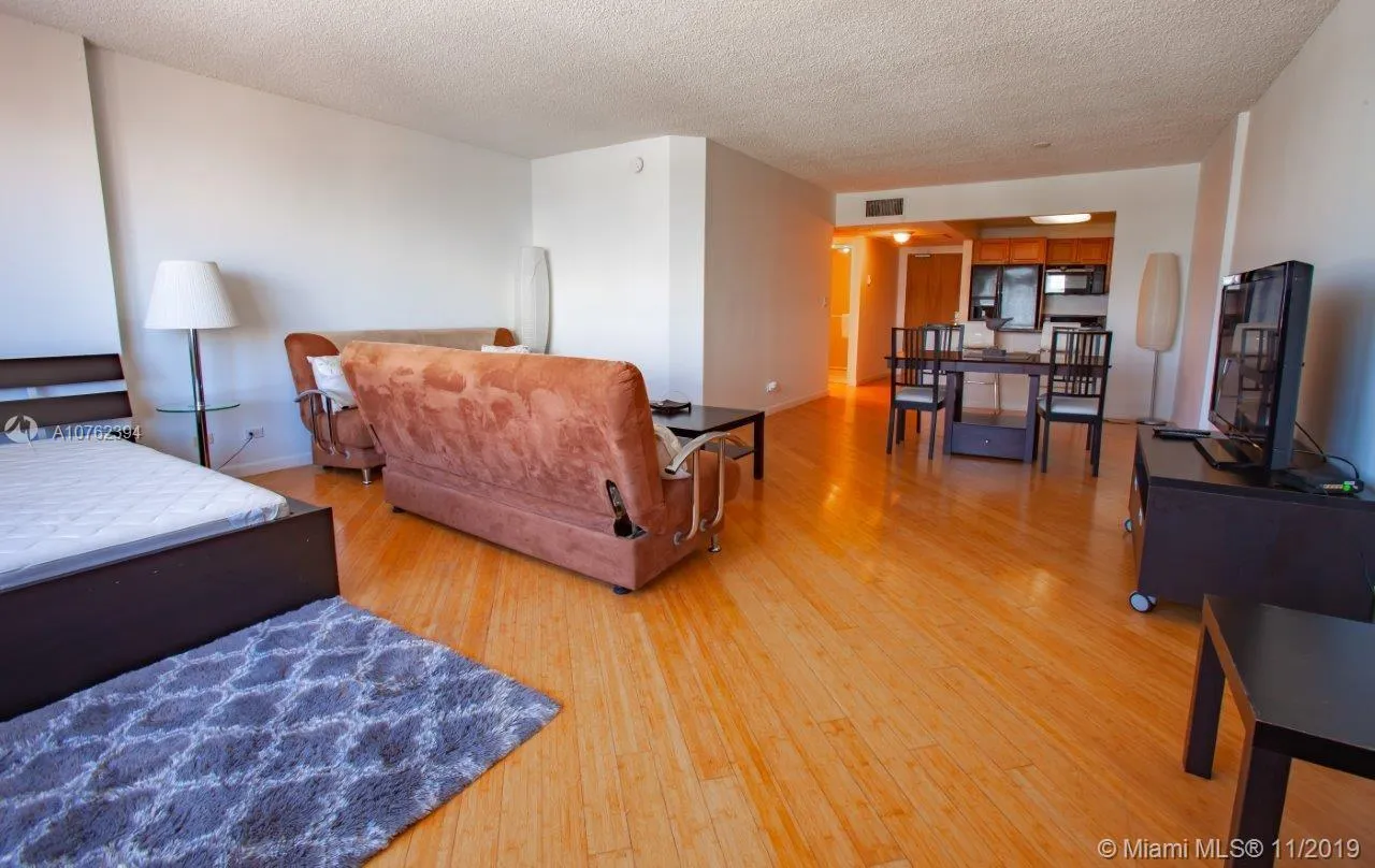 2301 Collins Ave # 1036, Miami Beach FL 33139