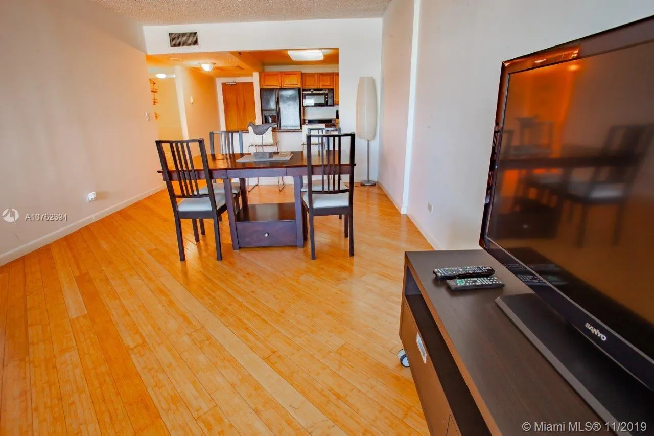 2301 Collins Ave # 1036, Miami Beach FL 33139