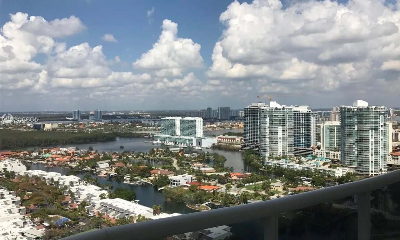 16001 Collins Ave # 2705, Sunny Isles Beach FL 33160