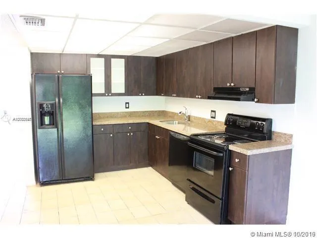 643 N University Dr # 19, Plantation FL 33324