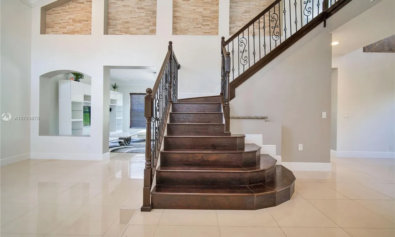 5908 NW 126th Ter, Coral Springs FL 33076