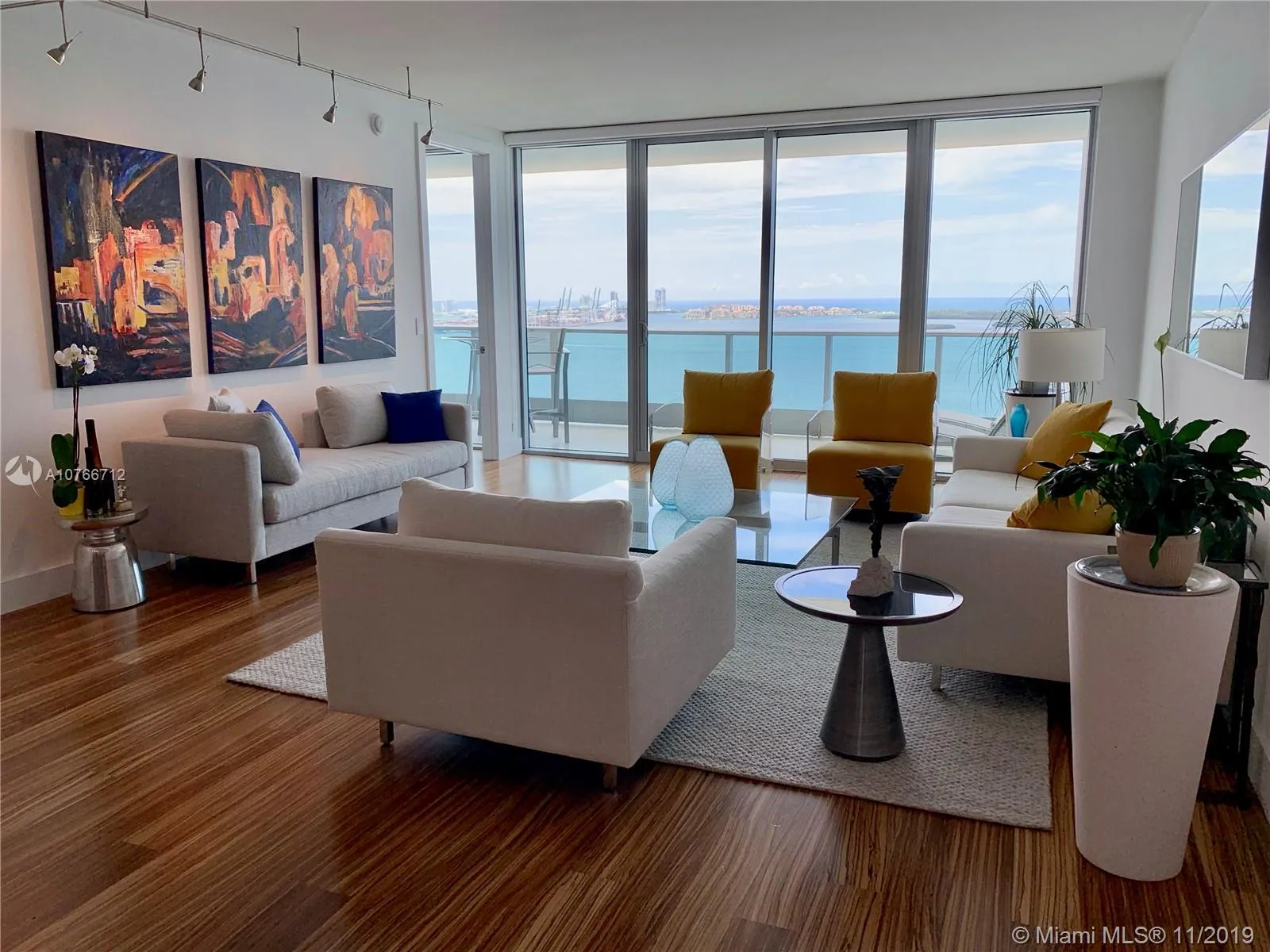 3 bedroom 3 bath for sale at 1331 Brickell Bay Dr # 3307, Miami FL 33131
