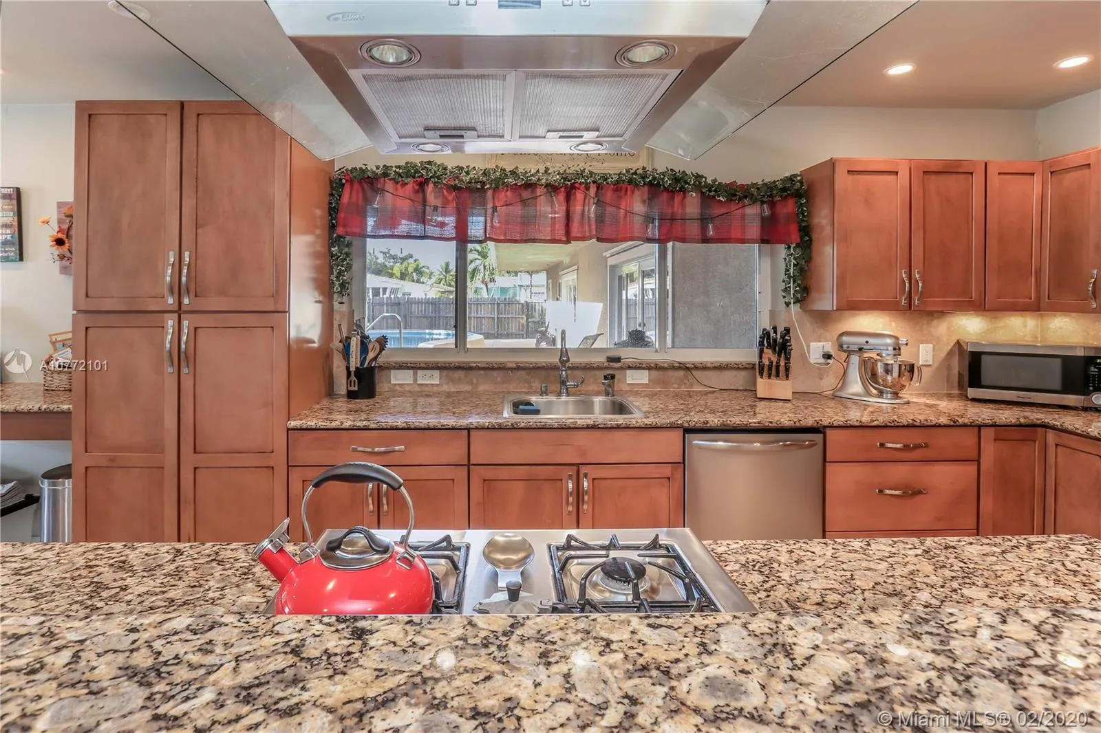 1431 Dewey St, Hollywood FL 33020