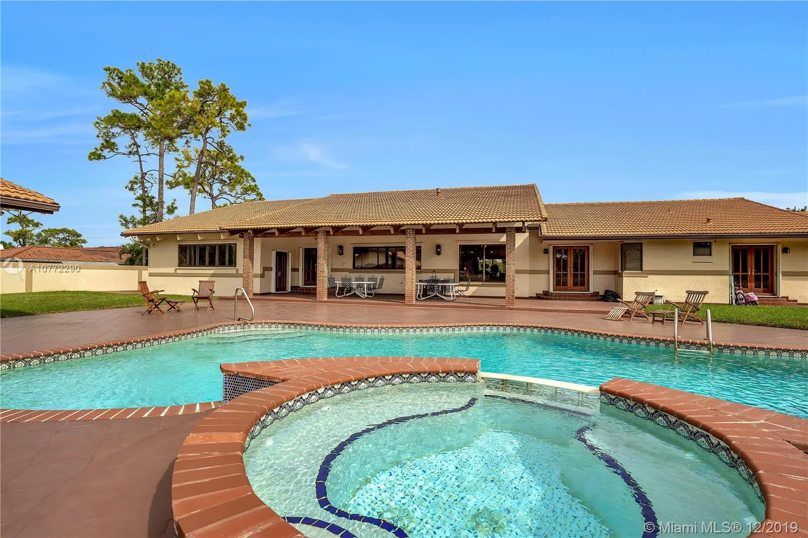 5 bedroom 5 bath for sale at 7720 SW 77th Ave, South Miami FL 33143