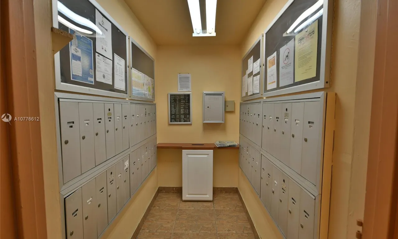 3849 NE 169th St # 308, North Miami Beach FL 33160